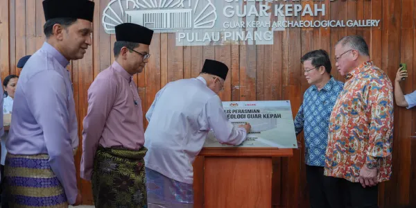 PM Melancarkan Galeri Arkeologi Guar Kepah